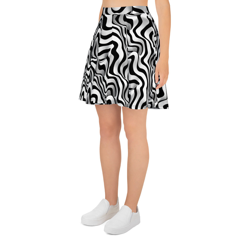 soft stretch geometric skirt black white close-up